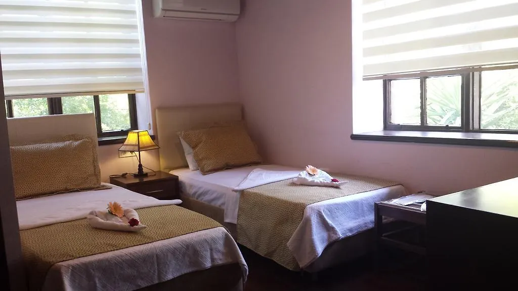 Kaleici Ozkavak Hotel Antalya