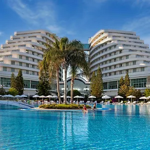 Miracle Resort