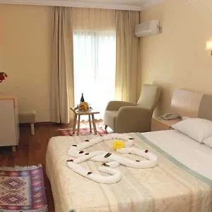 https://club-nirvana-hotel.aegeanhotels.net