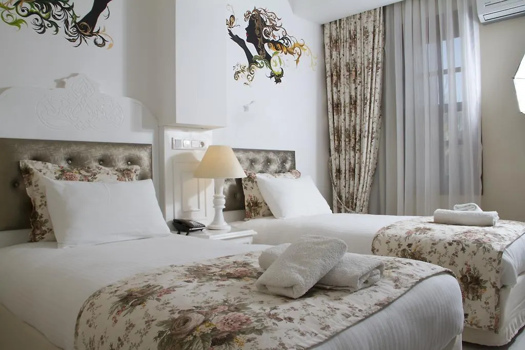 Kaleici Ozkavak Hotel Antalya
