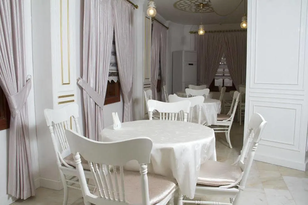 Kaleici Ozkavak Hotel Antalya