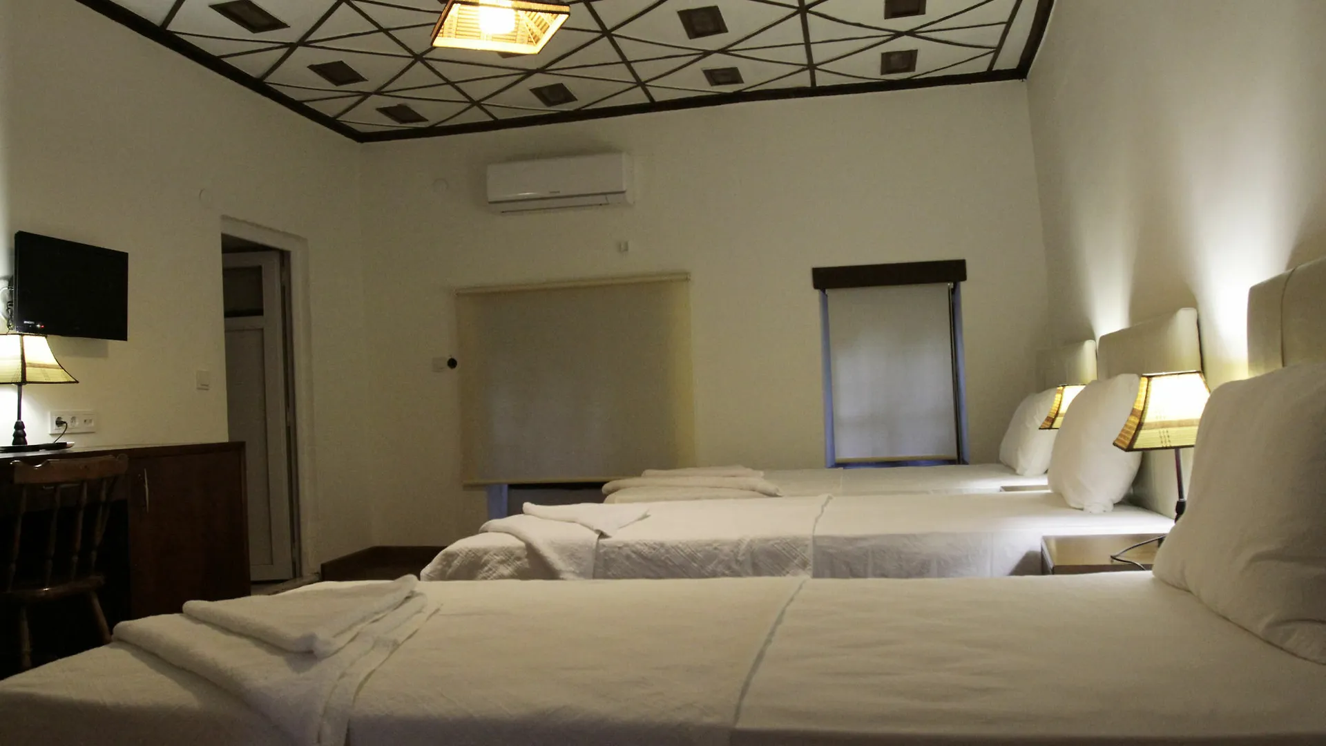 Kaleici Ozkavak Hotel Antalya